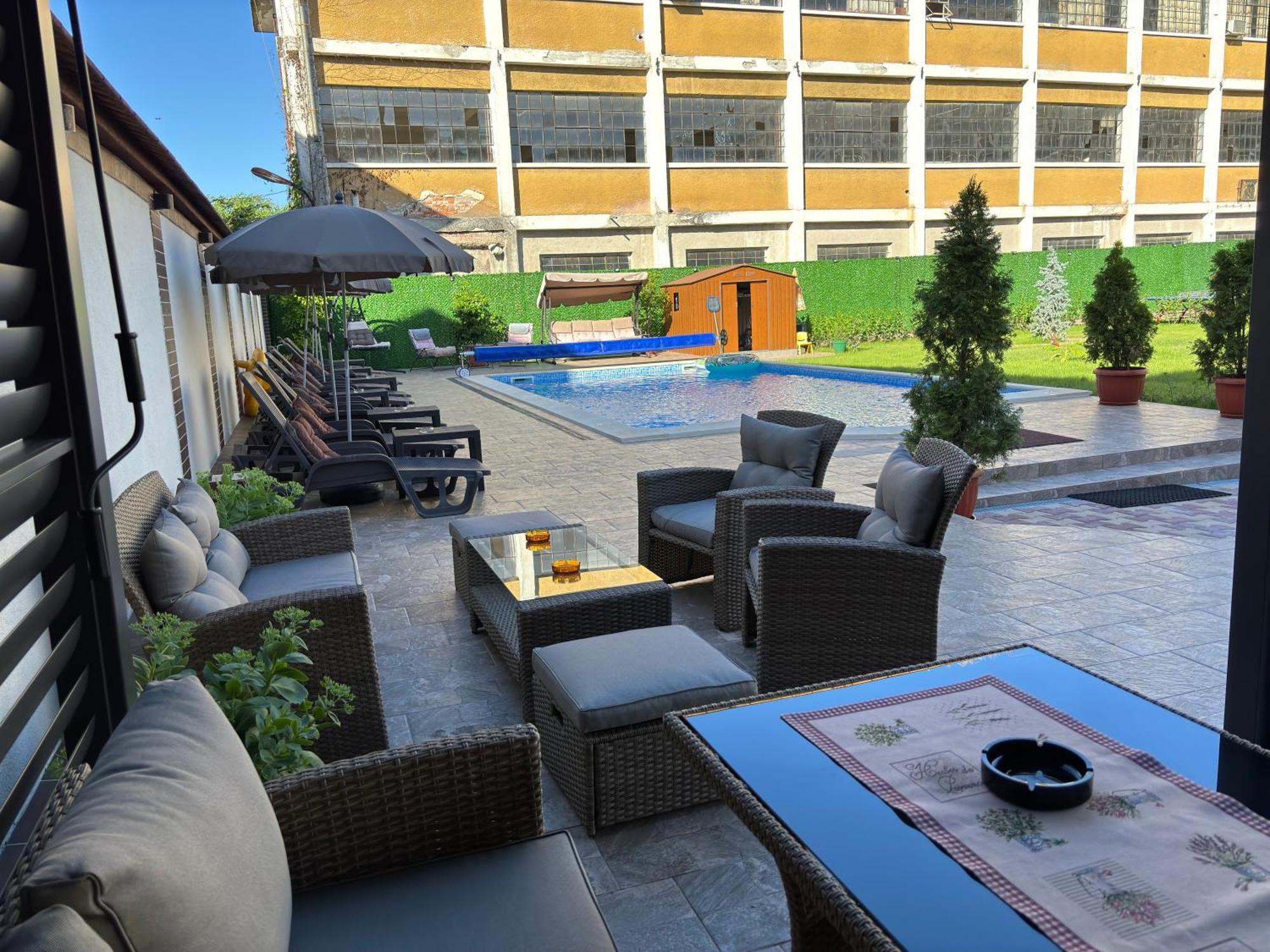 Hotel Rai Tryavna Exterior photo